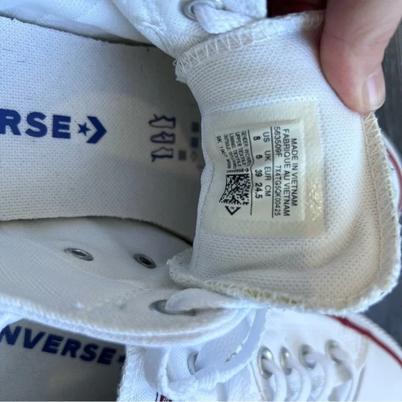 Women Converse Chuck Taylor All-Star Low White Size US 8 - Picture 6 of 6